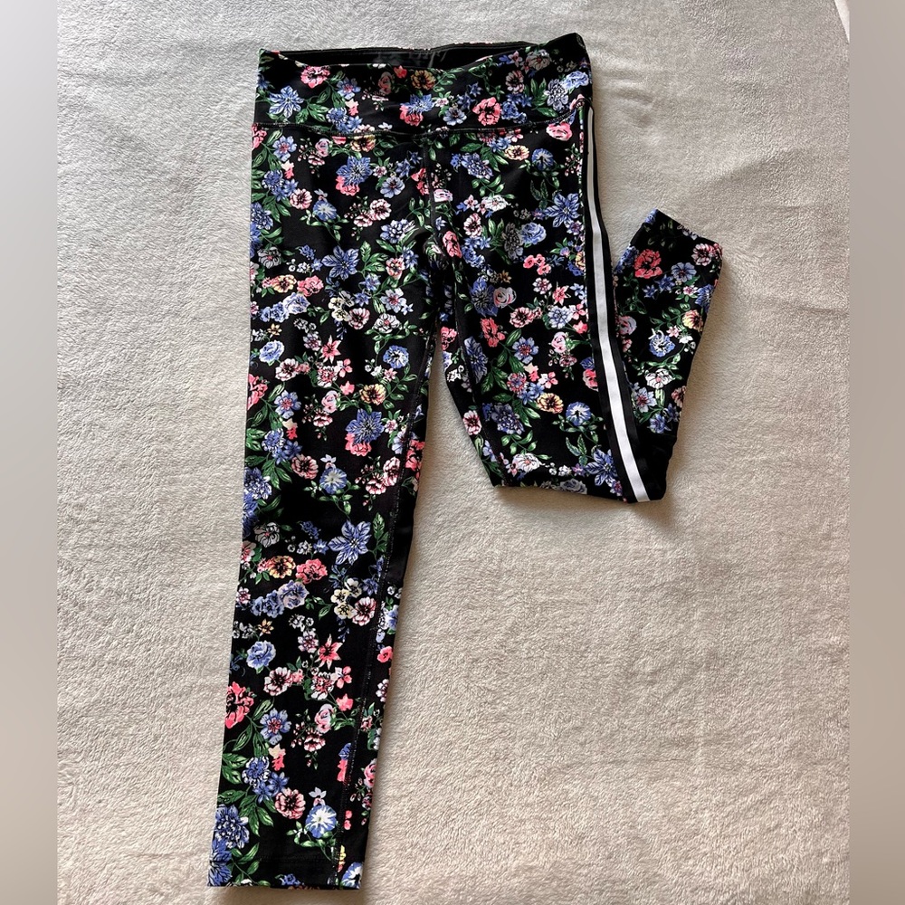 Calvin Klein Performance floral leggings. Black with floral print. Worn once.